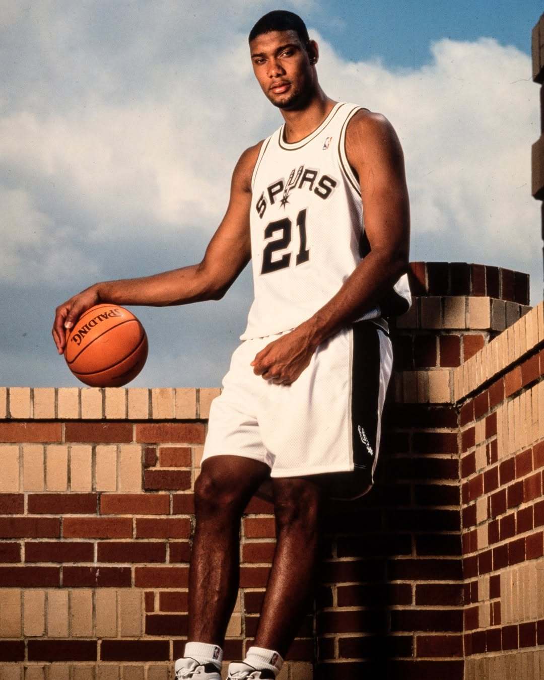 祝福名人堂成员、NBA历史第一大前🫡马刺名宿蒂姆·邓肯50岁生日快乐🎉超话创