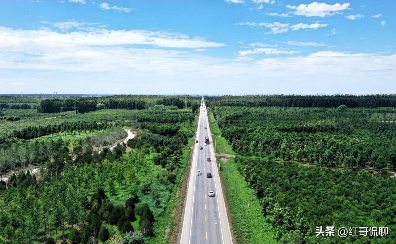 从2017年设立至今，雄安从农田水乡蜕变为现代化未来之城，变化集中在以下几大维度