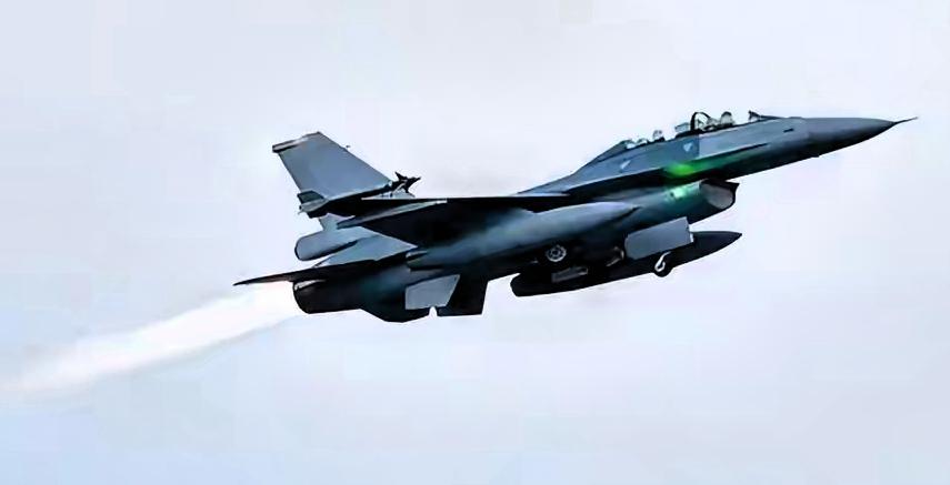 岛内军购闹剧不断：万亿账单喂饱美国，皮包公司混吃军火
 
最近这段时间，台湾的军