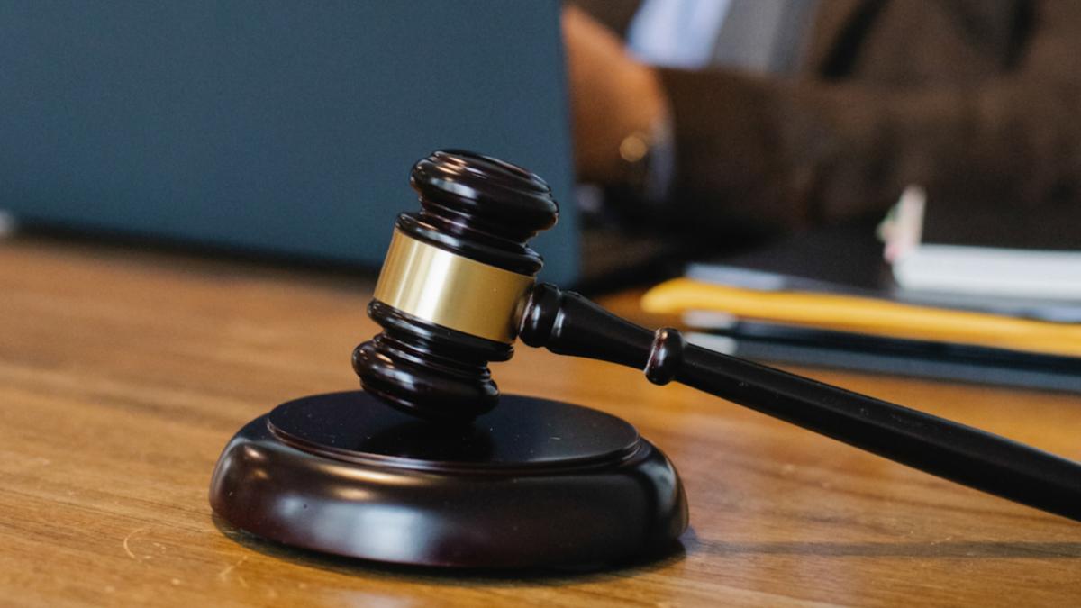 90岁失独父母第二次把肇事方告上法庭：独生女１０年前车祸去世，肇事者赔５年生活费