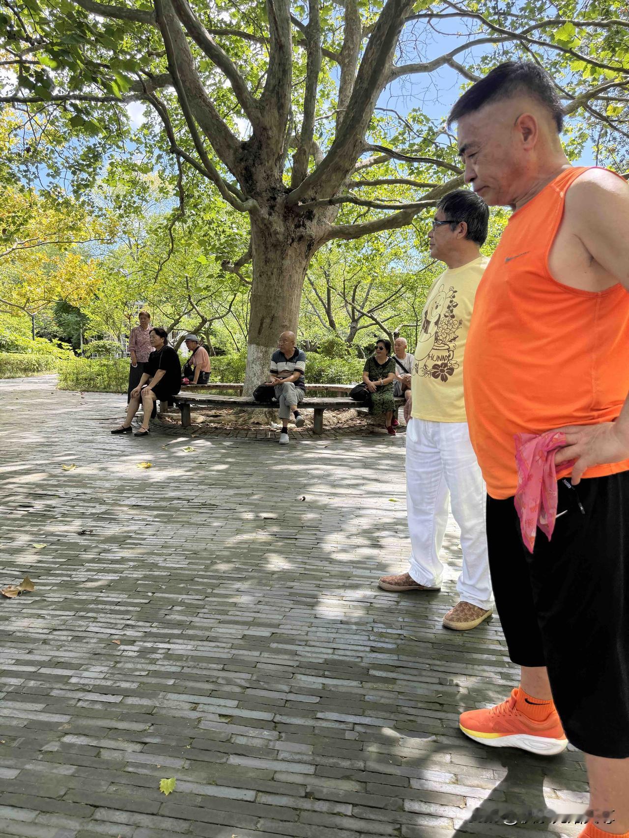 你喜欢京剧的哪一唱段我喜欢京剧智取威虎山中的选段“打虎上山”