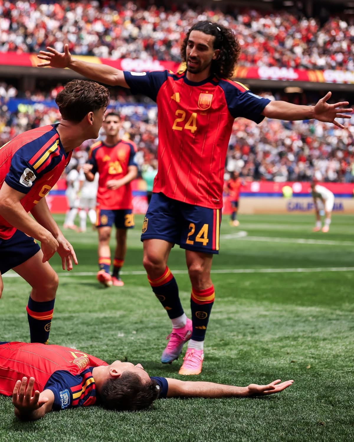 ▪️同兩年前嘅歐洲國家盃決賽一樣，古卻利拿（Marc Cucurella）同奧耶