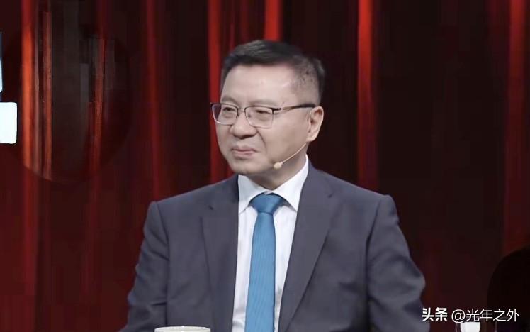 张维为犀利点评：中国资本市场，绝不能照搬西方套路
 
在最新一期《这就是中国》节
