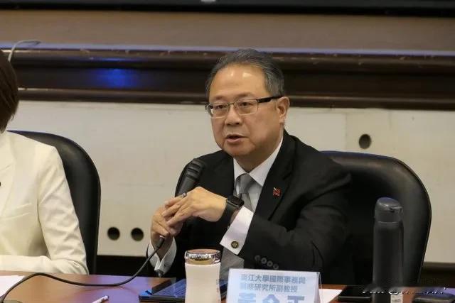 国民党示警：特朗普上台会这么对付台湾
国民党国际事务部主任黄介正称，如果特朗普上