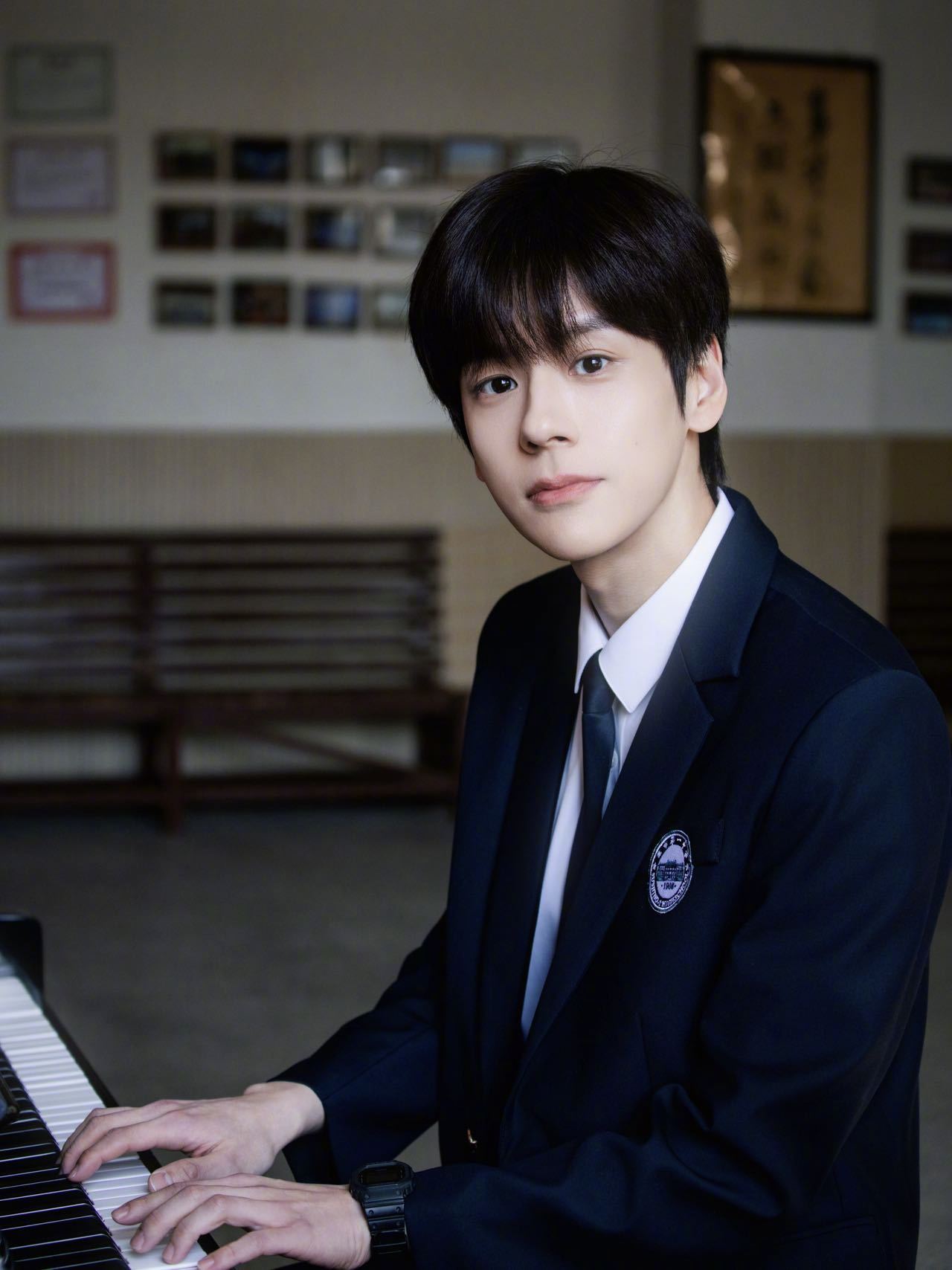 人总会反复爱上魏哲鸣 谁能逃得过魏哲鸣的命运循环啊！从暗恋天花板到让人又爱又恨前