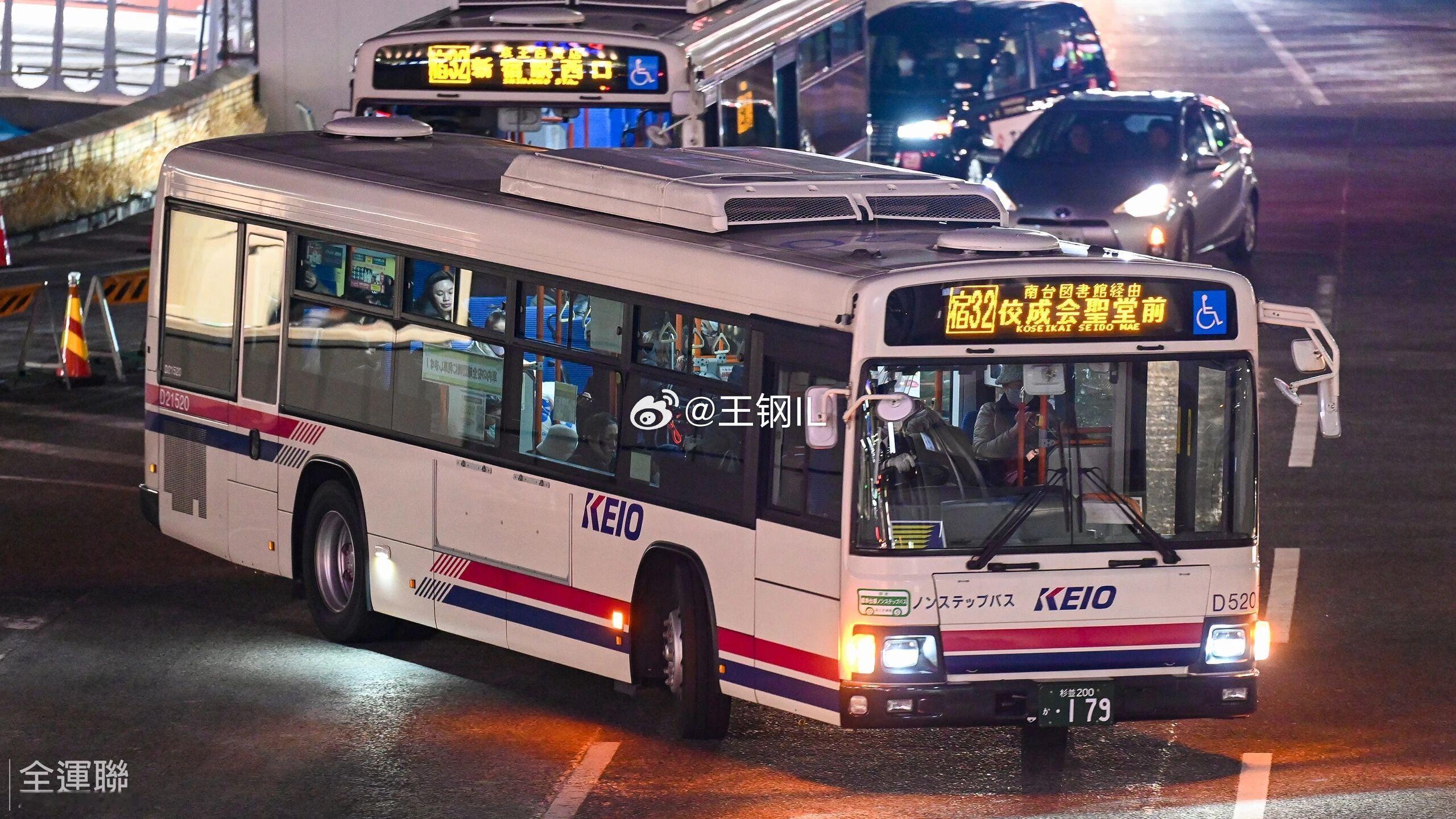 京王线有非常多的“复古”涂装。 