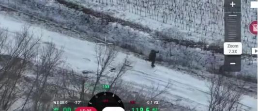 图文：不知面前的竟然是乌军  两名俄军营指挥官在扎波罗热俄军7公里后方阵地被乌军