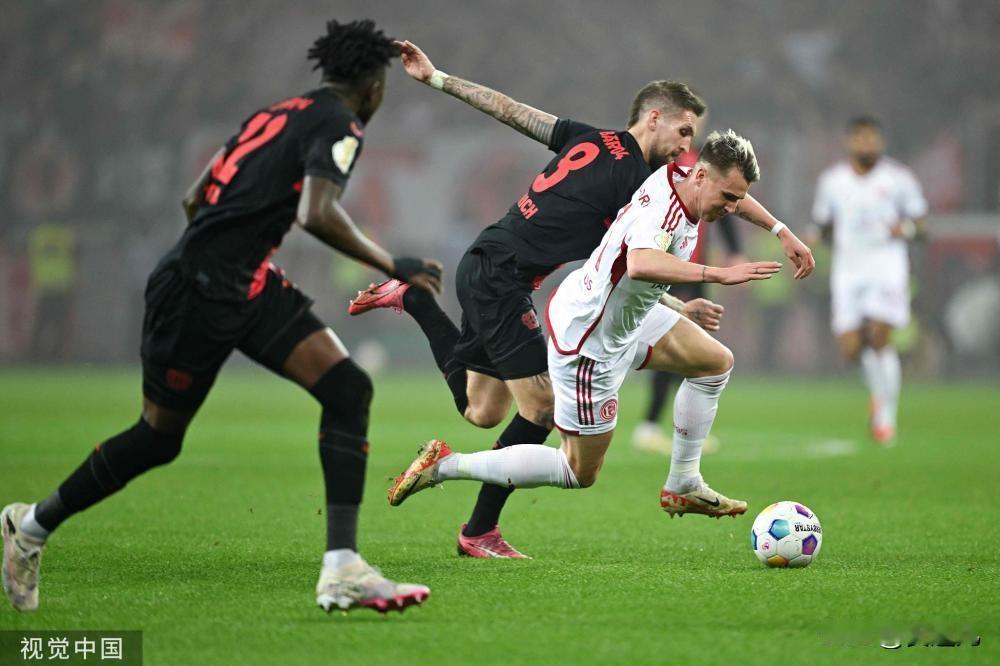 40场不败！勒沃库森4-0杜塞尔多夫晋级德国杯决赛
北京时间4月4日，德国杯半决