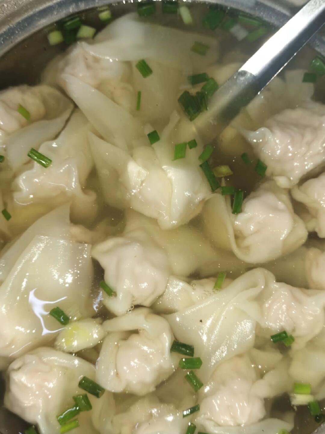 汤鲜饺软😋