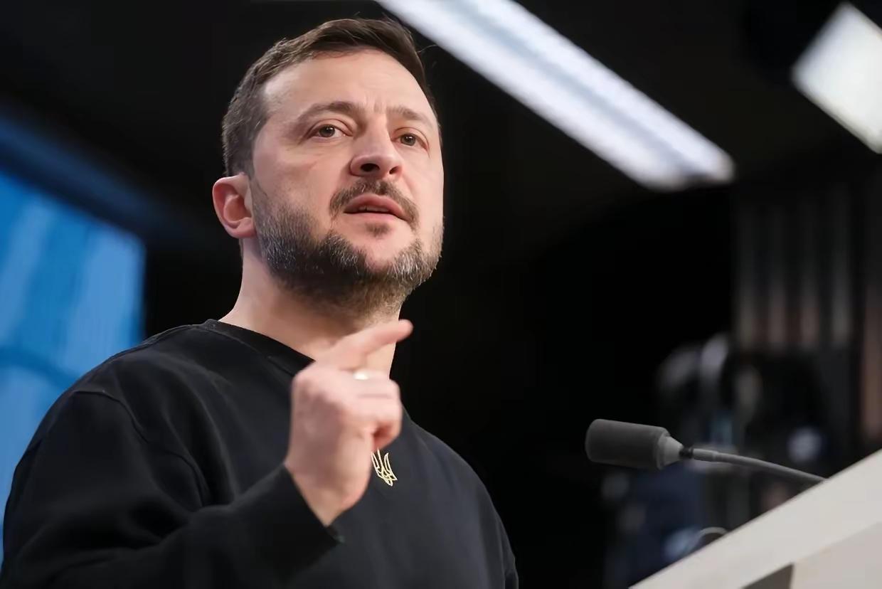 泽连斯基离间中俄
      泽连斯基12月10日发表相关言论，宣称俄罗斯正在向