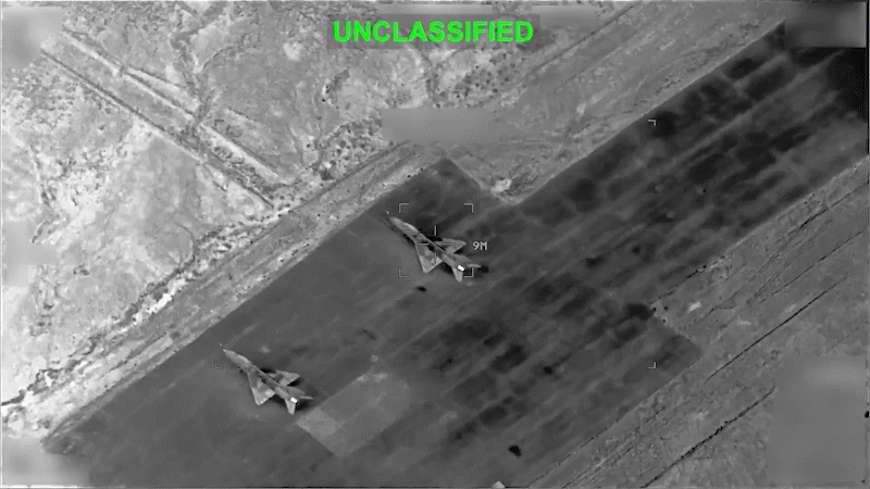 伊朗境内中国造战机被炸，美军发布重大战果视频！
 
美军官宣发布一段是空袭伊朗亚