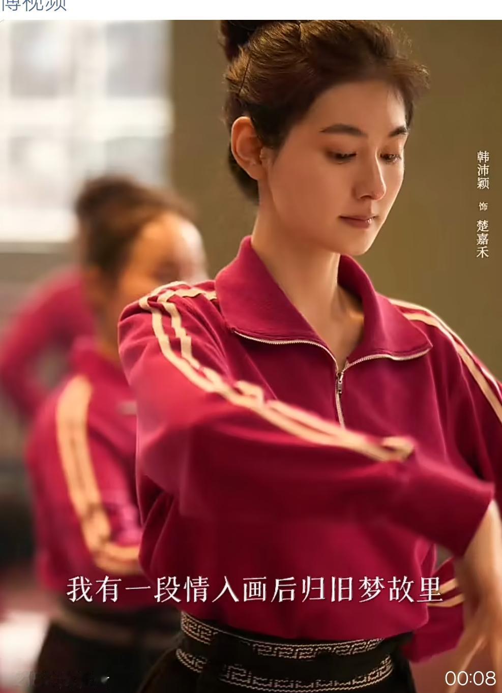 压力大不是乱说的借口，都是成年人了不能因为自己压力大乱说一通吧！
半夜三更的不睡
