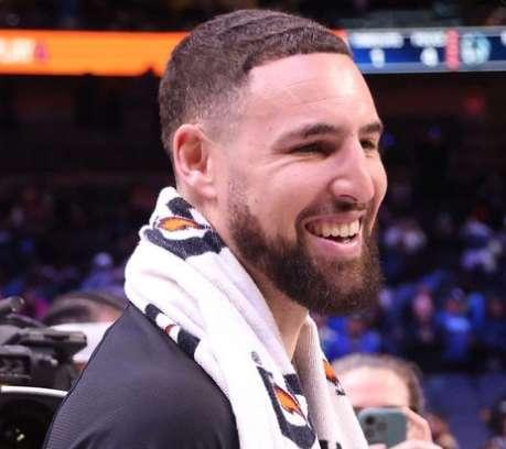 队记：独行侠愿意听取关于克莱的报价。
克莱就剩下1700万的合同，就克莱这名字来