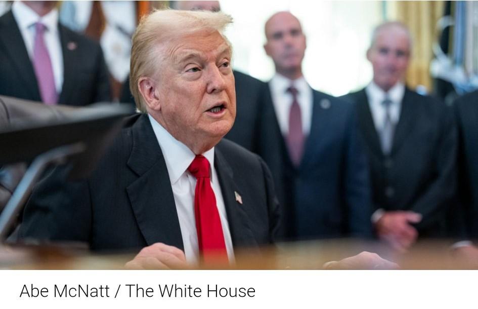 “俄罗斯正在改变主意”🇷🇺。特朗普敦促乌克兰尽快就和平协议作出决定⏳。🕊️