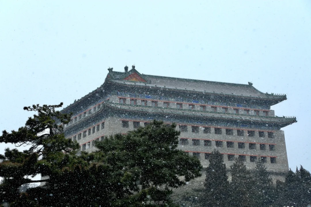 大寒 | 雪中的东便门角楼有几分京都的感觉