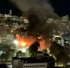 哈梅内伊在伊朗那可是精神象征般的存在，要是他遇害，伊朗大概率会展开疯狂报复。
 