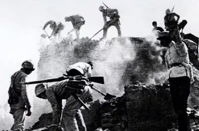 1942年，八路军团长舍不得丢掉一排窑洞，拒绝转移，结果600多名弟兄，被300