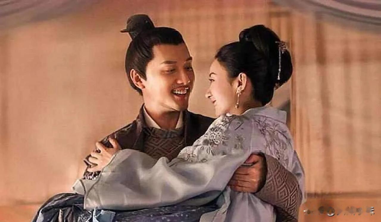 古代，一书生问妻子:“听说成婚住一起就能生孩子，咱们怎么还没生？”妻子听完，扑哧