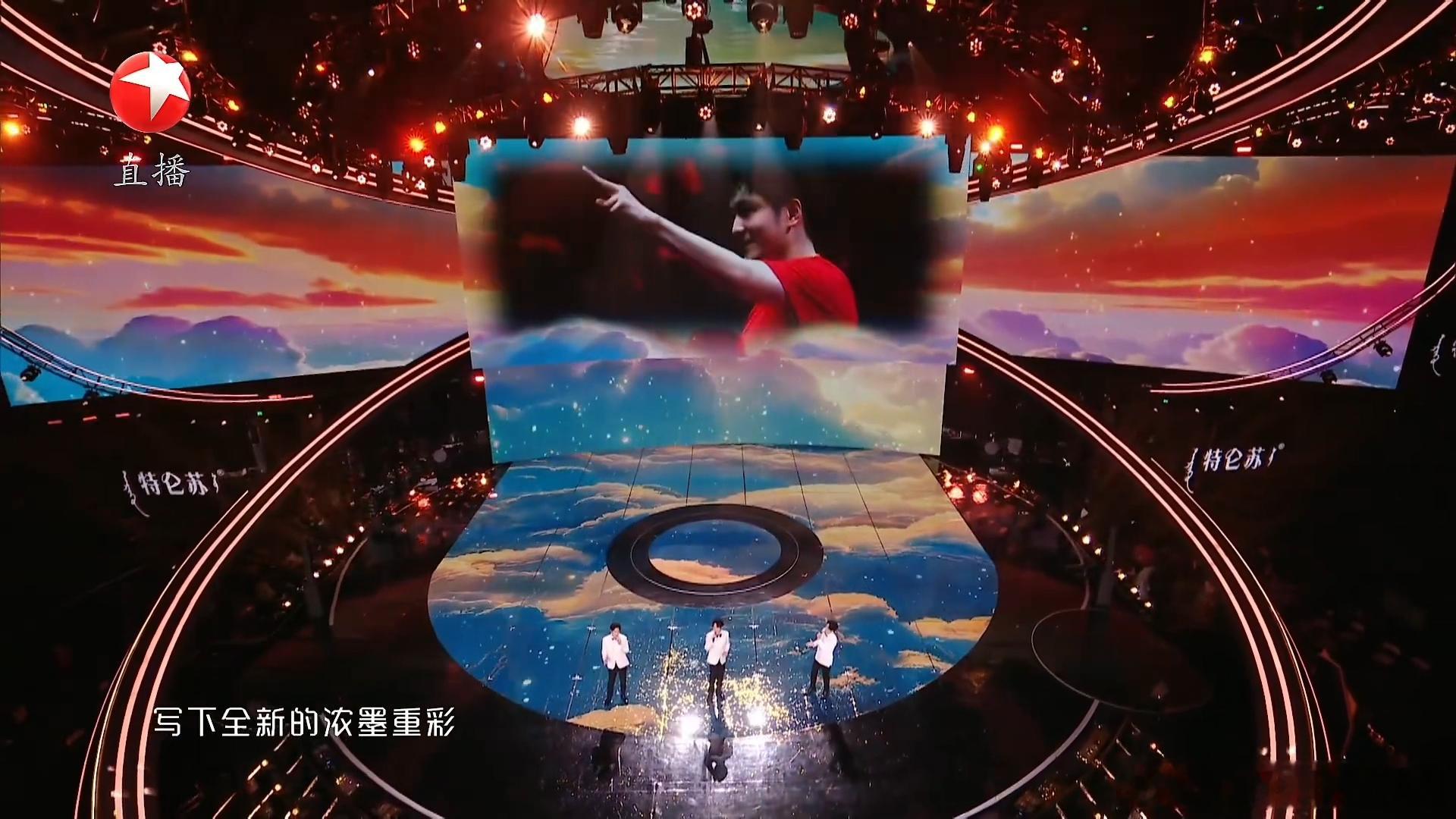 樊振东再次登上东方卫视跨年大屏东方卫视你是会选歌的，连续两年出现樊振东的画面，对