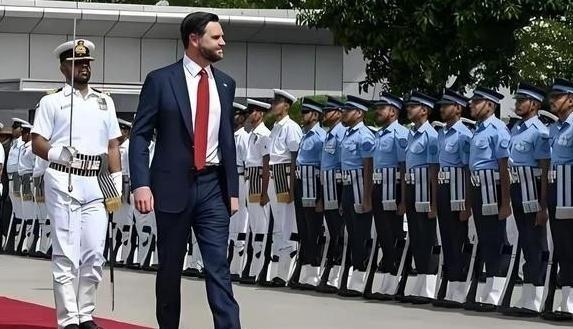 如果万斯成为了美国的总统，那么对整个世界而言大概率都不是一件好事，原因很简单，因