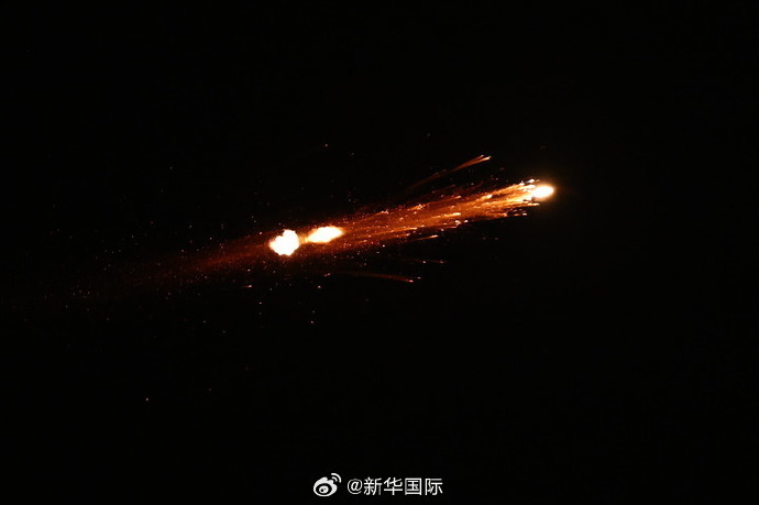 【#伊朗称击中以色列战机#】据塔斯尼姆通讯社消息，3月21日，伊朗伊斯兰革命卫队