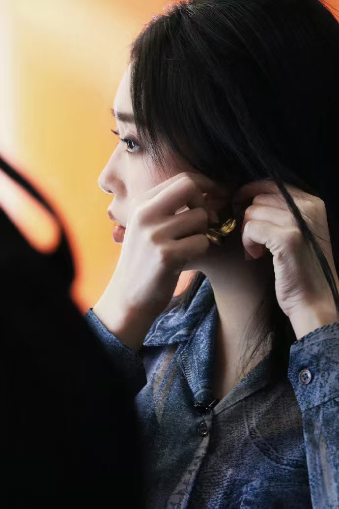 李雪琴的网恋对象是师兄 电影《拼桌》竟是真实改编！李雪琴上学和师兄网恋，这青春的