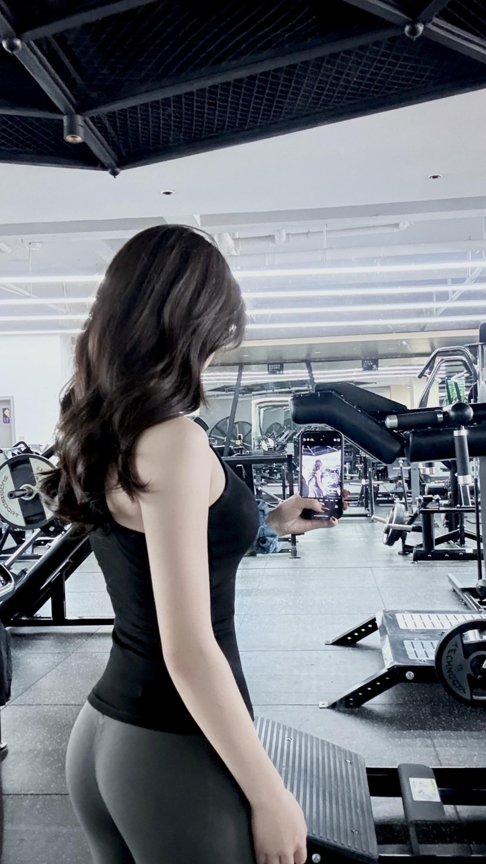 那些在网上骂我的 现实见了我只会叫妈妈