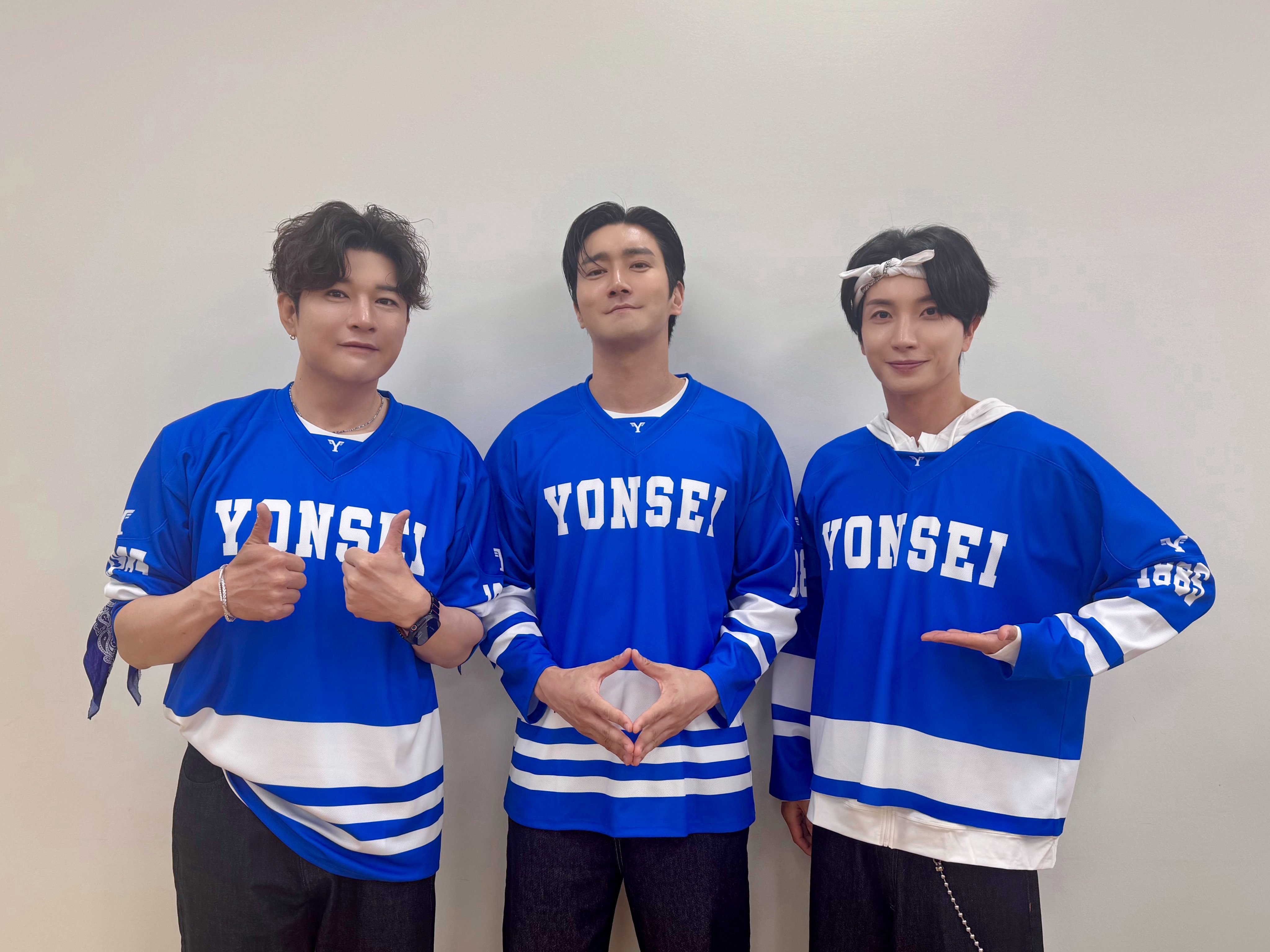 “CB百蓝_。260518 官号更新利特申东熙崔始源 相关：SUPER JUNI
