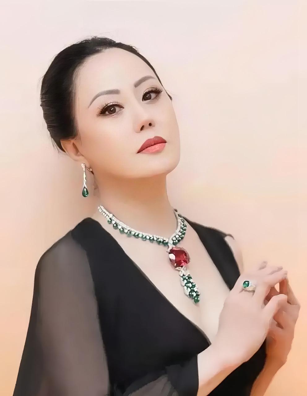 网络上有这样一段话说：“现在的这个大环境，你不买房赢了，不买车也赢了，不去创业也