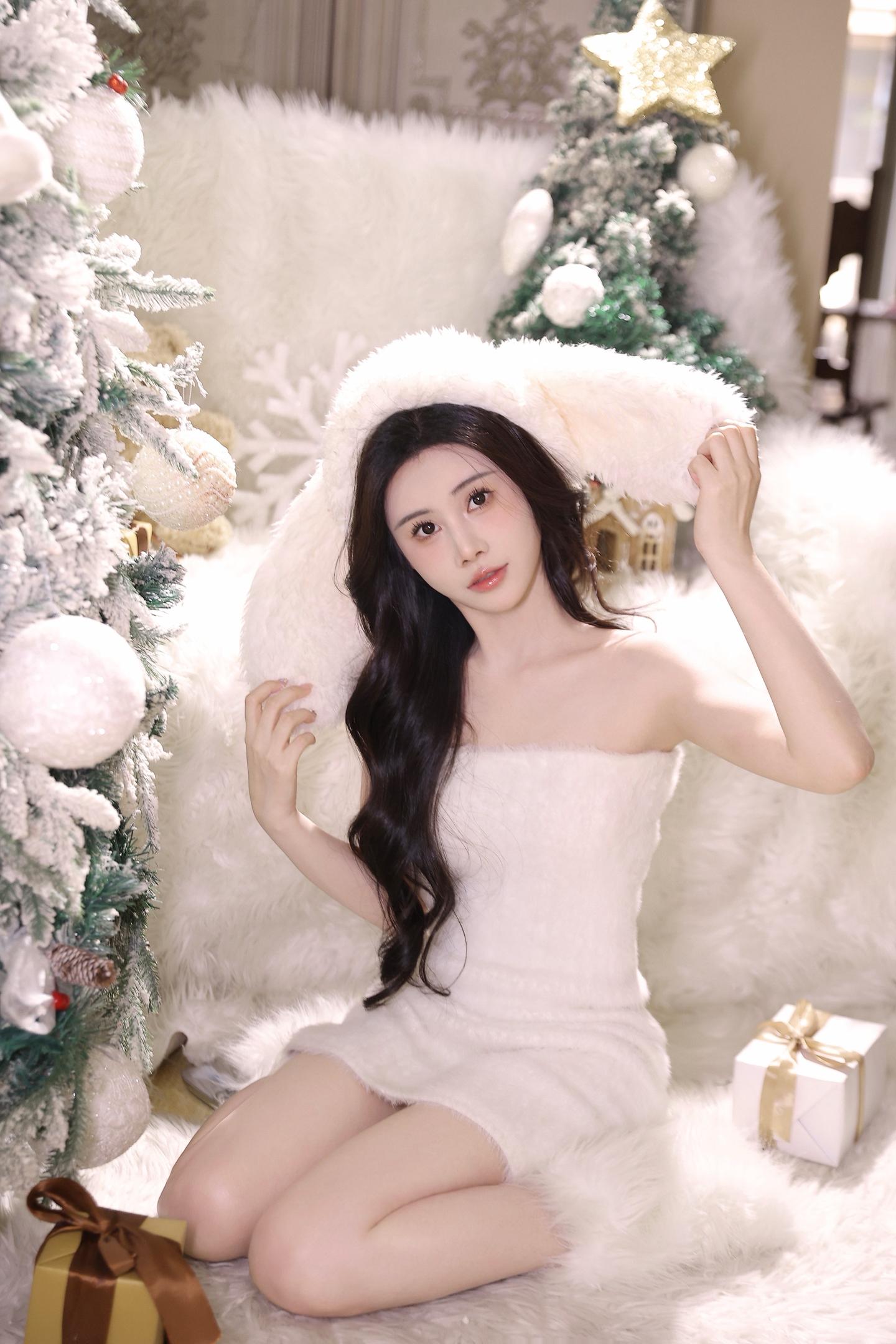 我是铃儿你是叮当 因为铃儿想叮当。🎄🧑‍🎄🔔