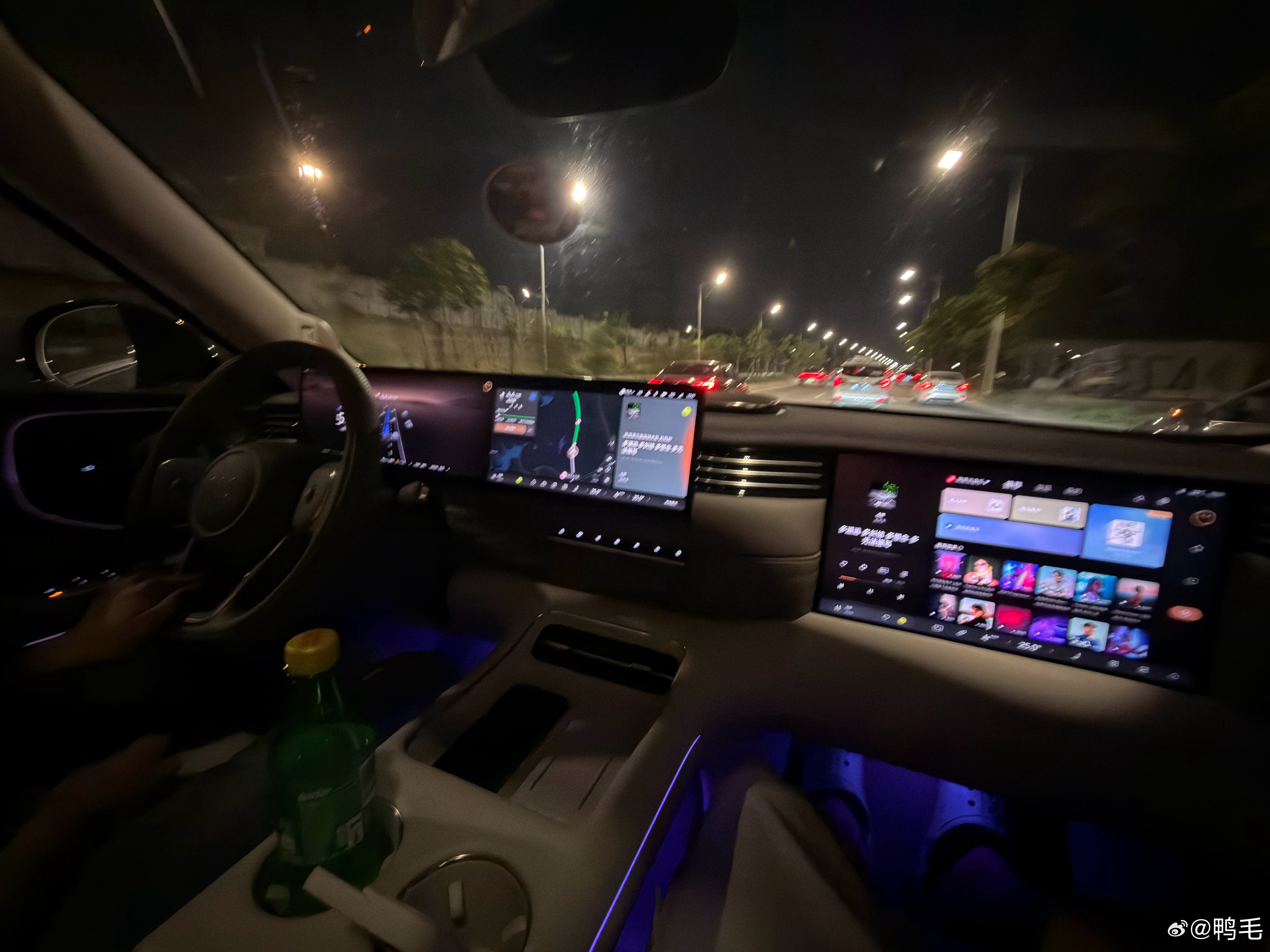 放假了，开个智己LS9出去玩咯~好久没有感受过假期的堵车了……… 东莞