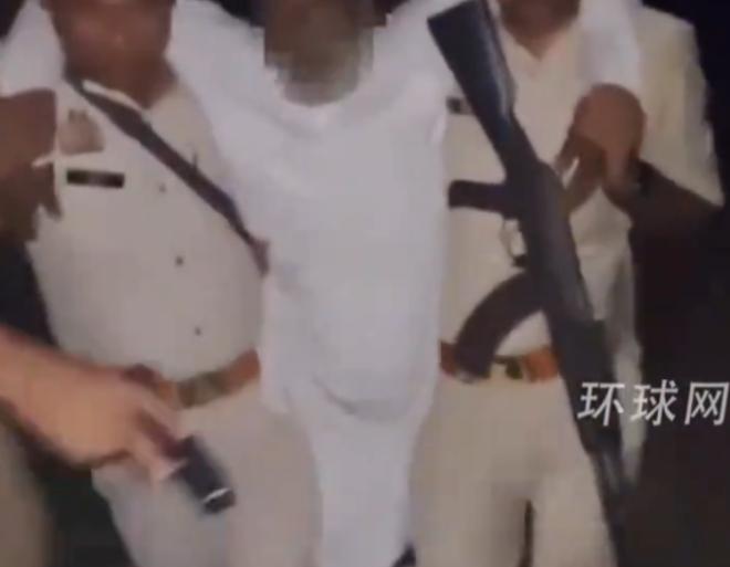 “为啥这种事总是发生在印度！”印度孟买，34岁大巴司机糟蹋4岁女童，作案后怕担责
