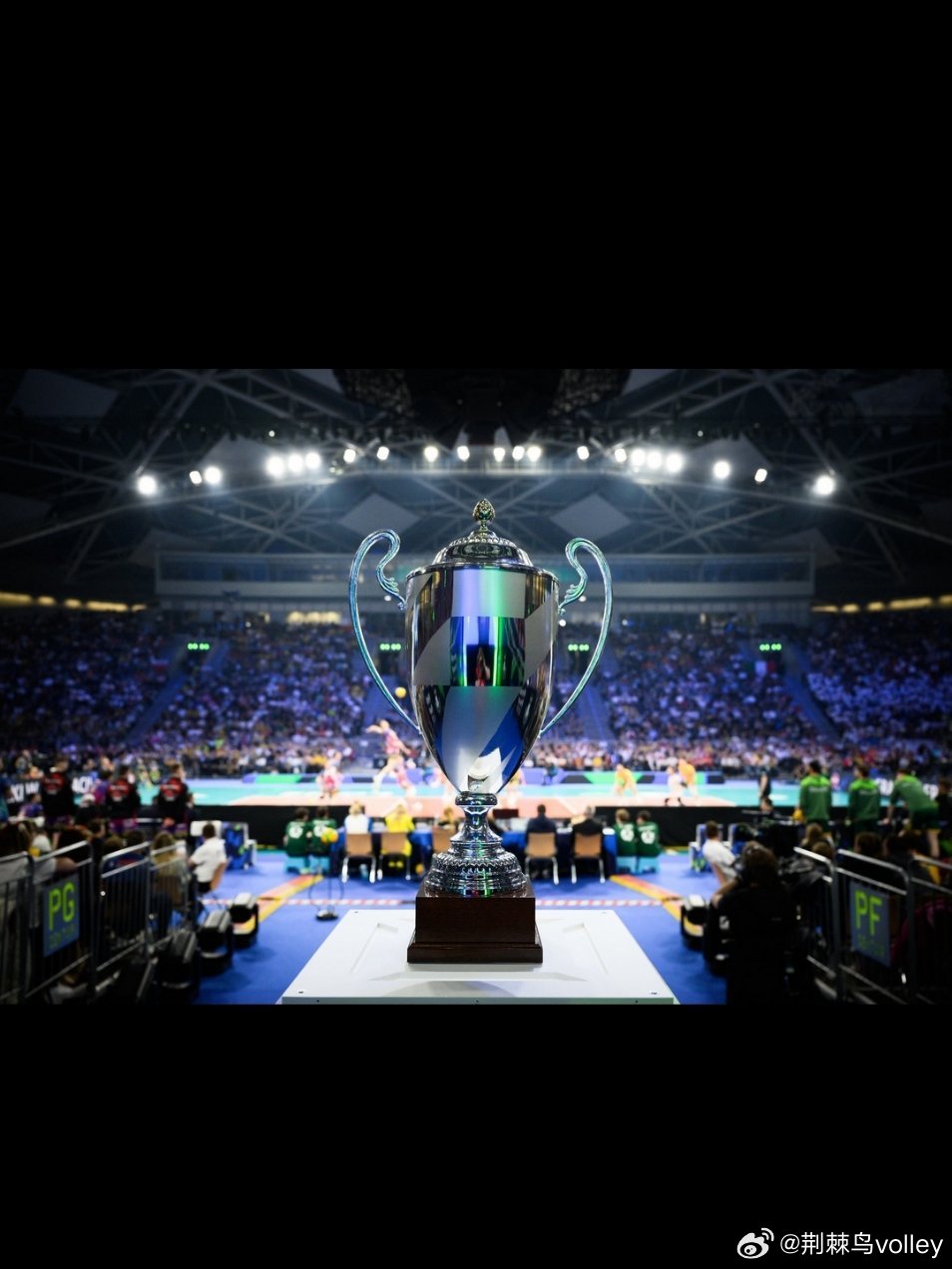 截止目前已经晋级男排欧冠决赛阶段的球队有七支，分别是:🟢 安卡拉农行 🇹🇷