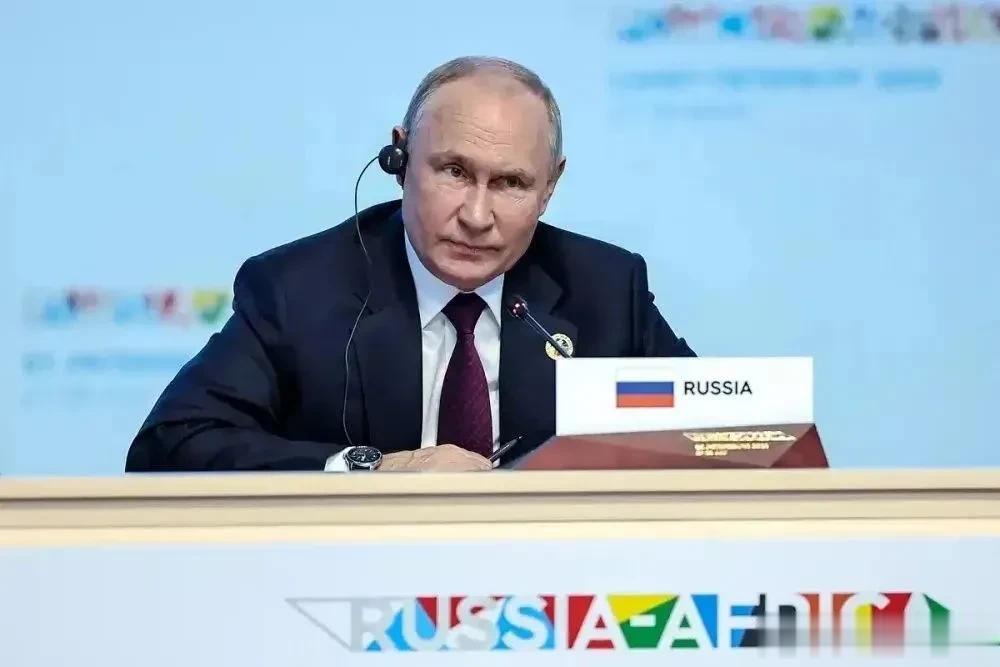 俄罗斯快要和谈了，这似乎成为了俄罗斯政治上的一种趋势

从梅德韦杰夫威胁使用核武