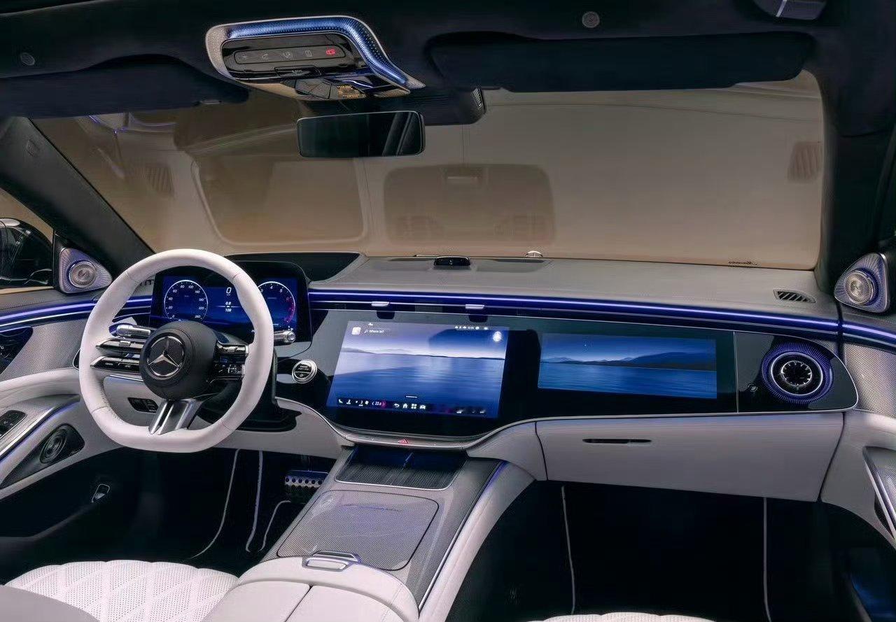 这么看，EQS真的是超前！这套内饰其实不新鲜了，22年EQS问世，24年奔驰E采
