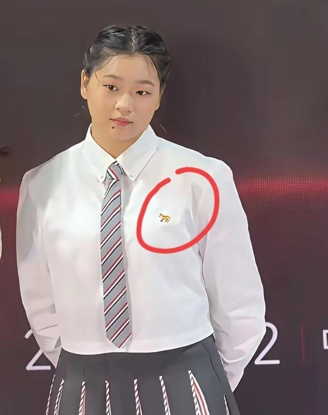 时间真的快呀！没想到全红婵已经19岁了，出落成了一位大姑娘了，现在的她看起来也是