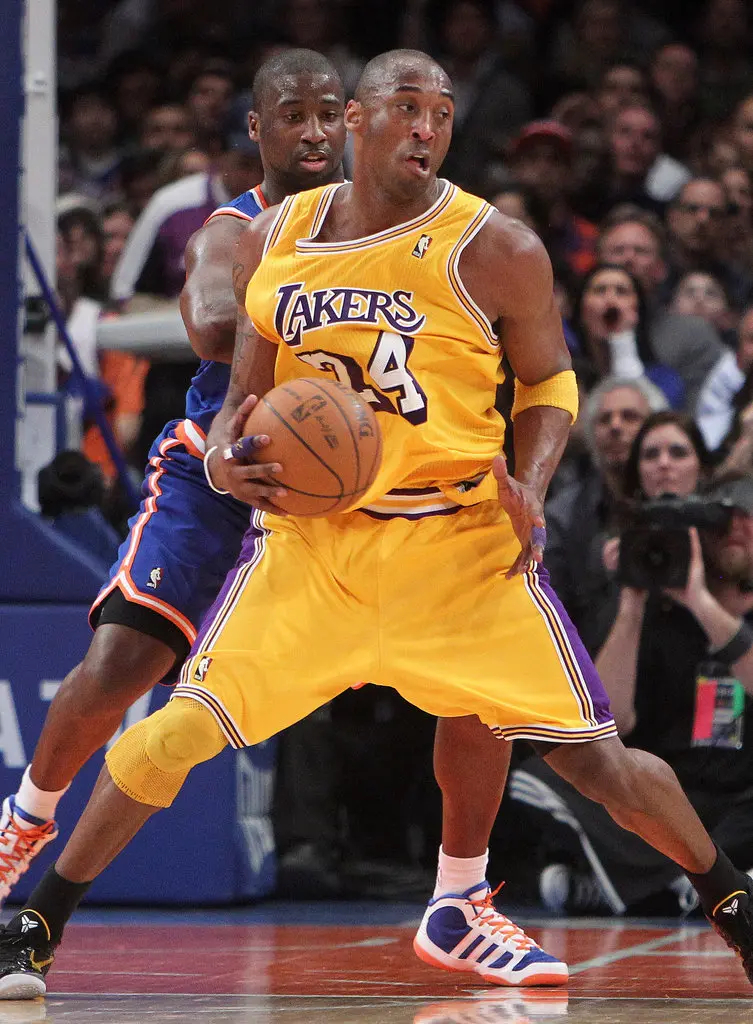 Kobe Bryant 接下来往哪边转身？  科比  CDTH