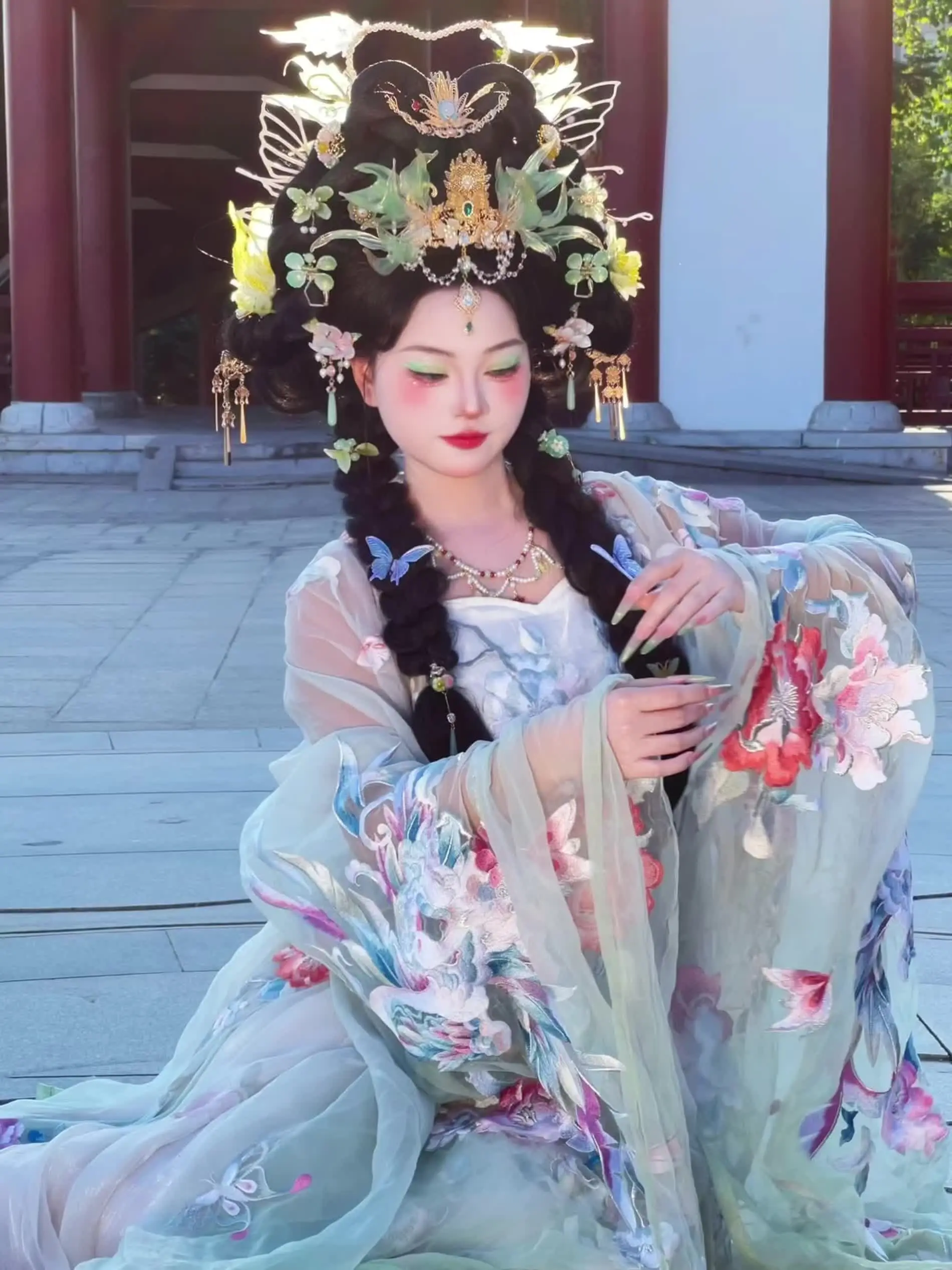 遇见你的眉眼 如清风明月