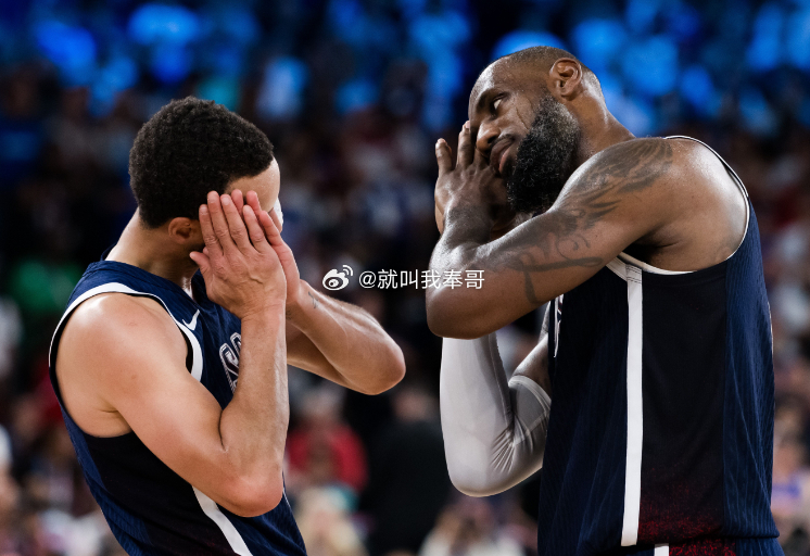 名嘴：勒布朗是美国队发言领袖&库里是二号人物 他们可以共享MVP 巴黎奥运会男篮