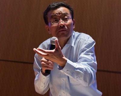 复旦大学教授王德峰，撕开了中国社会当下最大的遮羞布，振聋发聩！他说：“今日之中国