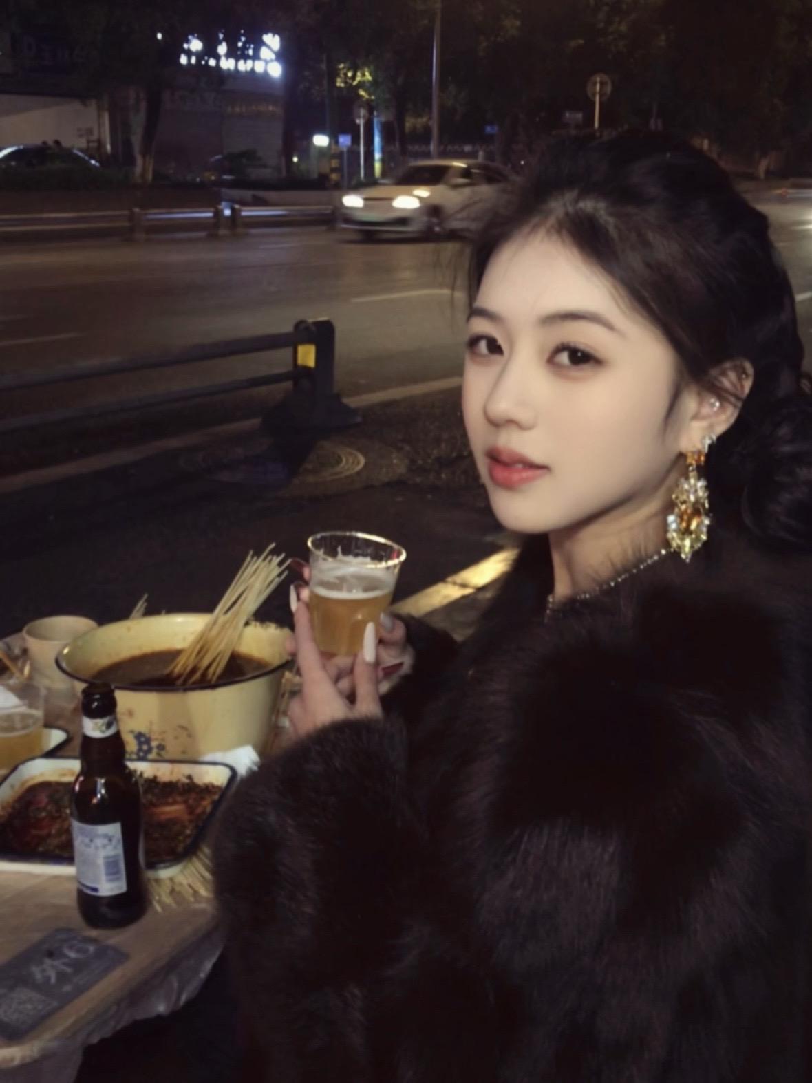 醉 怎么会喝醉。