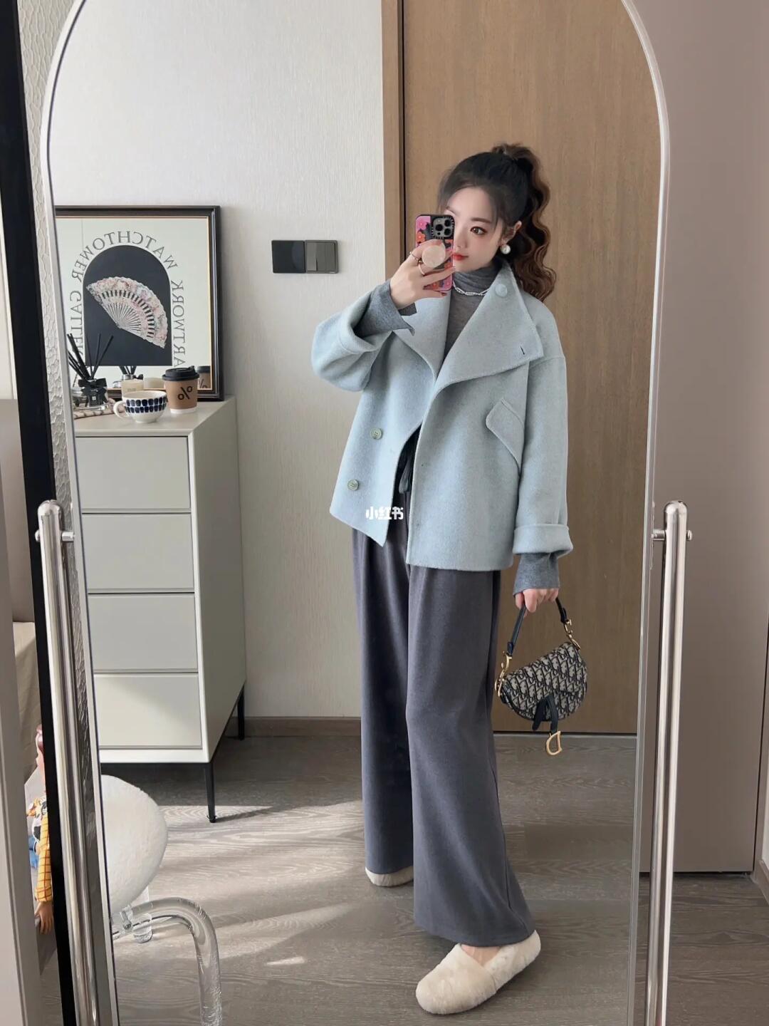 救命！蓝灰配也太温柔了！我为短大衣举大旗！