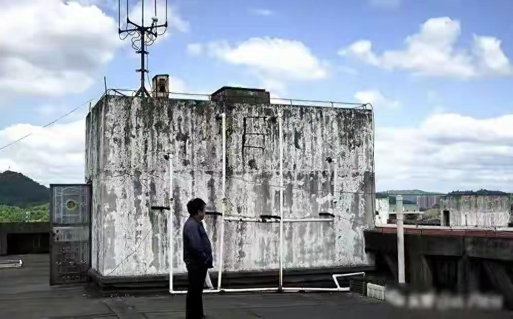 这就是铁案，铁案，都能解释通，通。
奇怪，冷水江气象局专门发证明，证明将近九年前