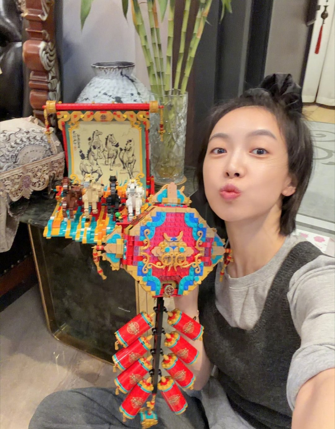 宋茜姐姐新年快乐，天天都要快乐哦，马年大吉，健康幸福哦