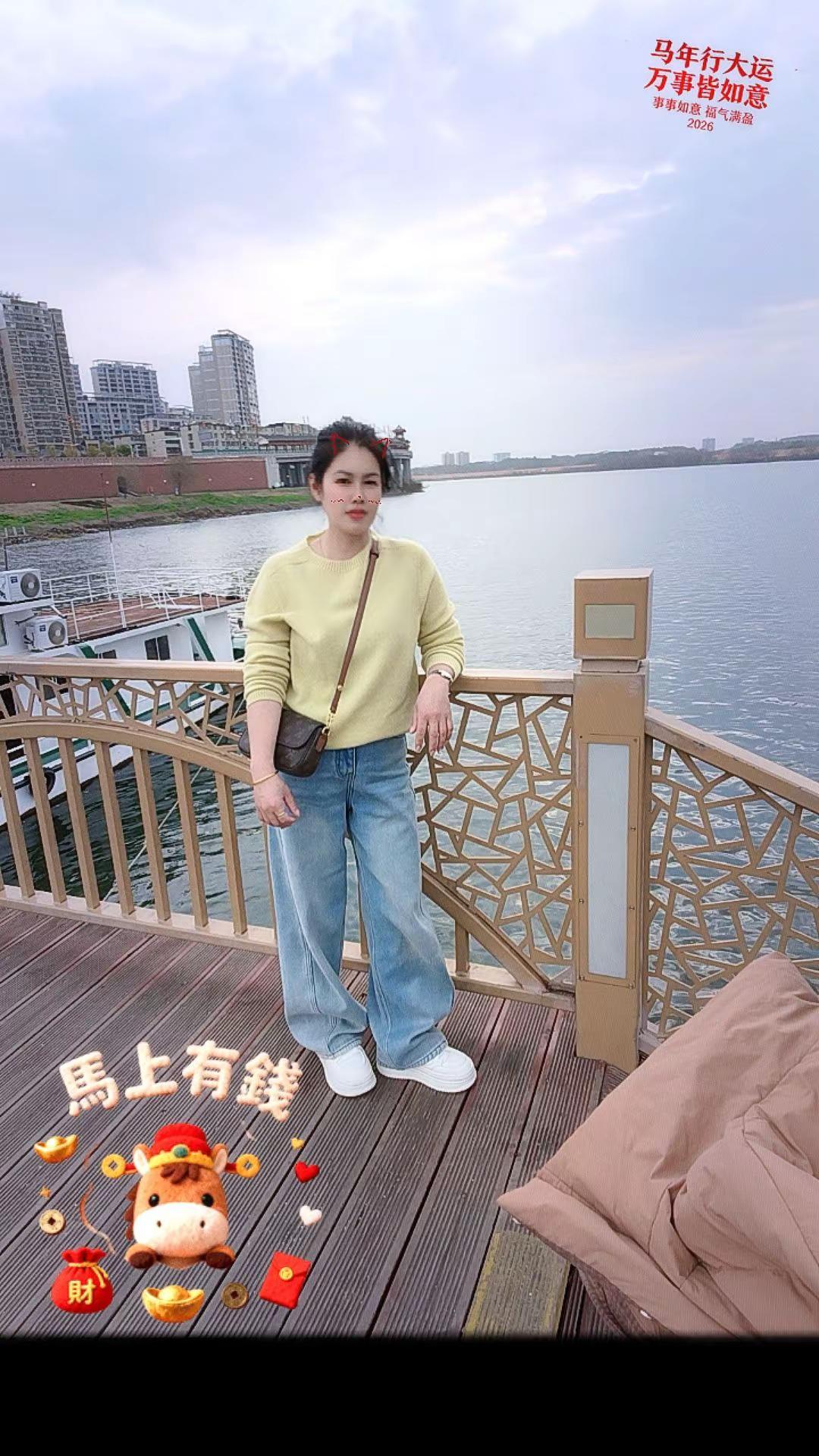 握住当下的每一天，珍惜岁月的每一程，不谈从前，不说如果，只希望2026健康快乐！