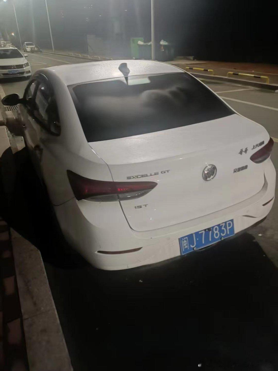 大电池缓解了多少焦虑超级车主 《重庆：从爬坡算电到随坡就势》以前开老电车在重庆跑