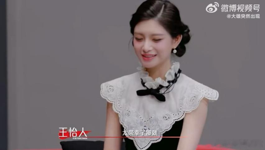 杜华能成功的原因是搞事情第一名 观众现场参与投票大大提升代入感，这也是杜华的小心