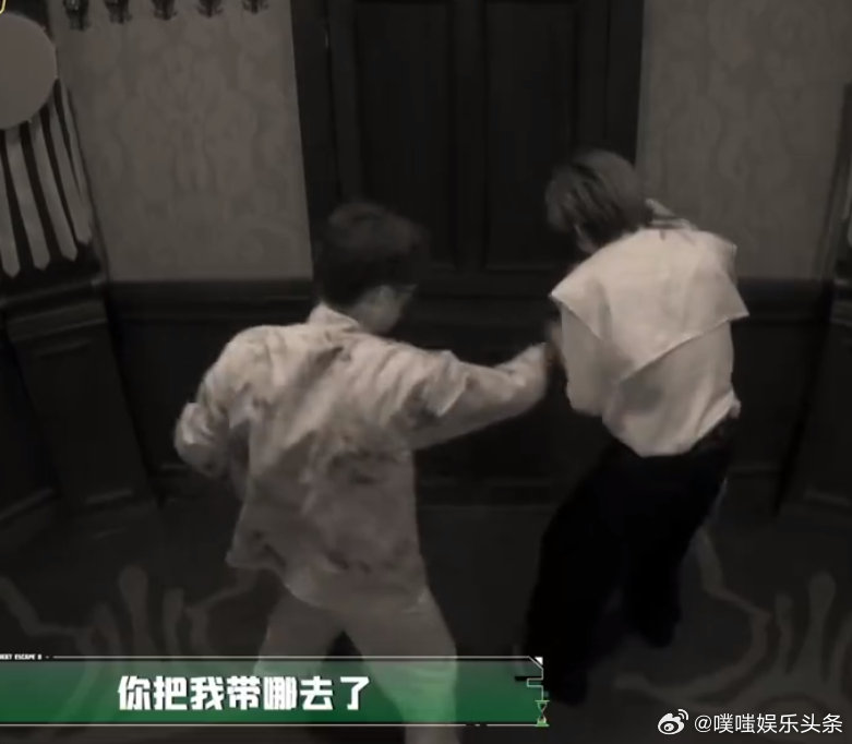 张真源在密室里打到顺风车了密室大逃脱 密逃爆笑名场面来袭！祈福仪式环节一片漆黑，