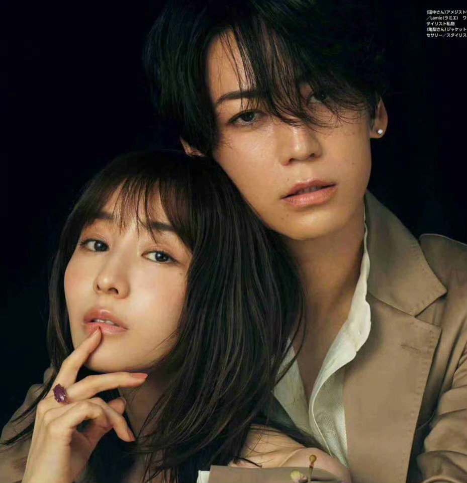 龟梨和也田中美奈实结婚龟梨和也（40）与田中美奈实（39）结婚发表同时公开了怀上