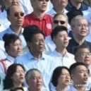 马龙也去看了阅兵网友的眼睛是真亮啊，马龙在这么多人群中都能找的到[酷] ​​​